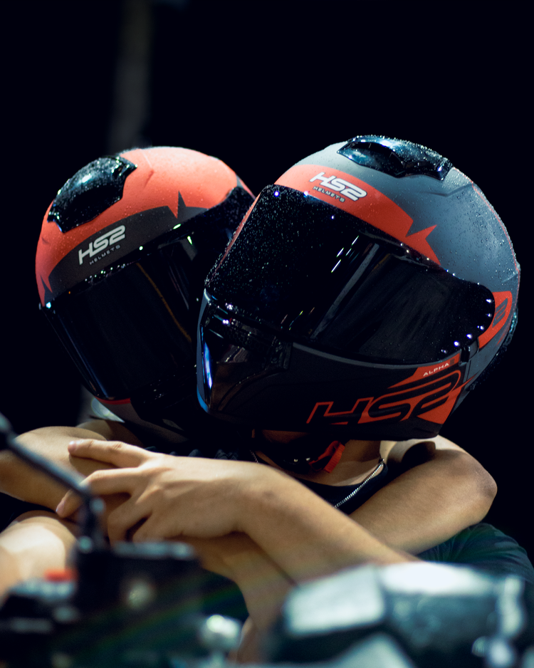 SOLID GLASS ALPHA 02