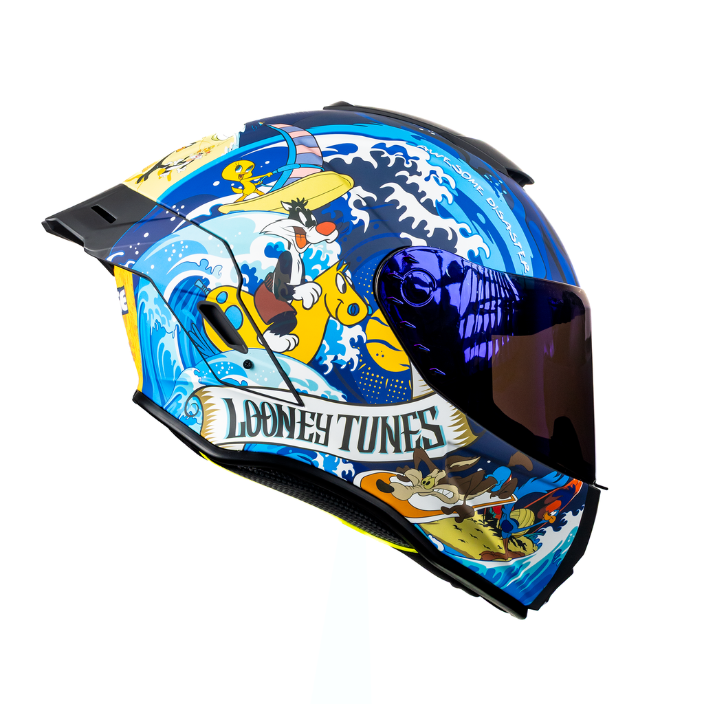 LOONEY TUNES SHANGHAI